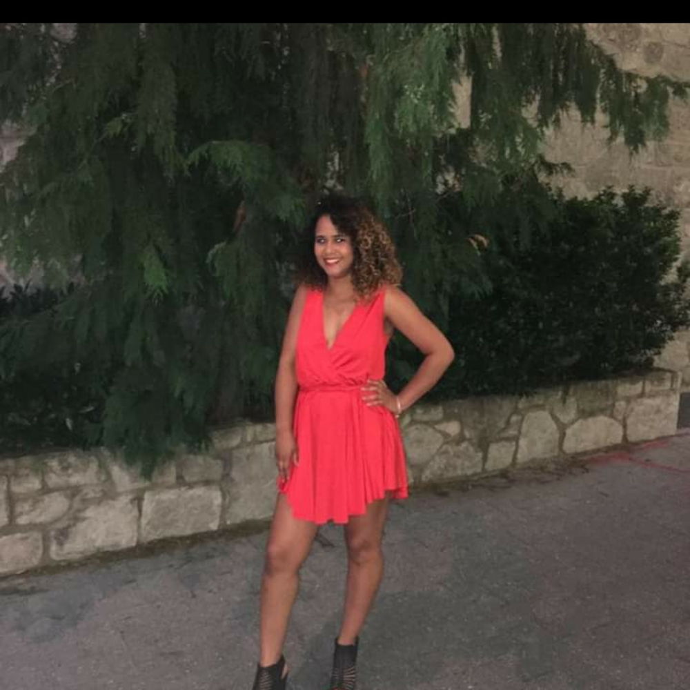 Scarlet red dress
